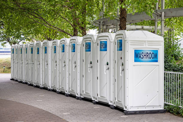 Portable Toilet Options We Offer in Brownsboro, TX